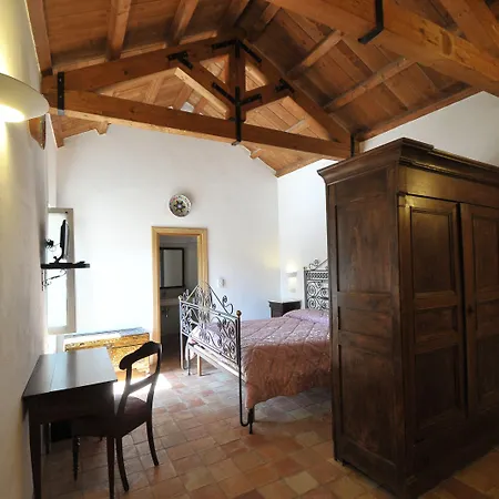 Agli Archi Dimore Storiche 3*